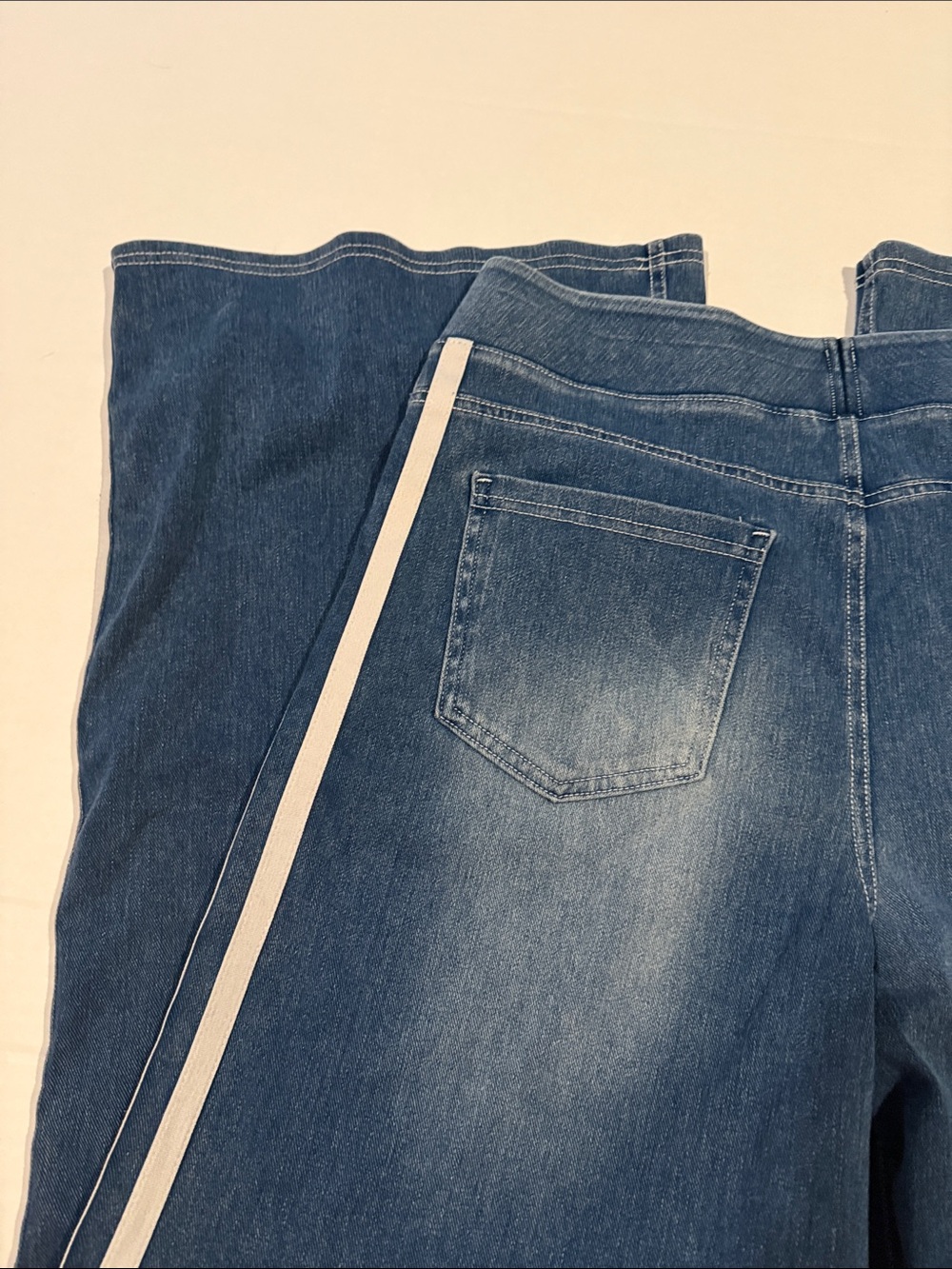 HALARA Dark Blue Wide Leg Denim Pants with White Side Stripes - Picture 6 of 9